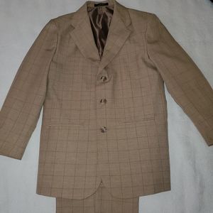 Boys 2 piece suite